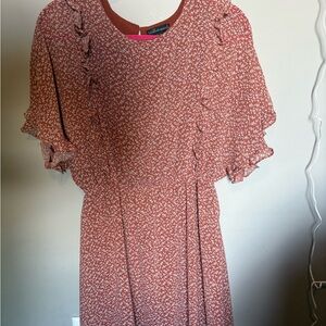 Elegant Women's Red Patterned Dress